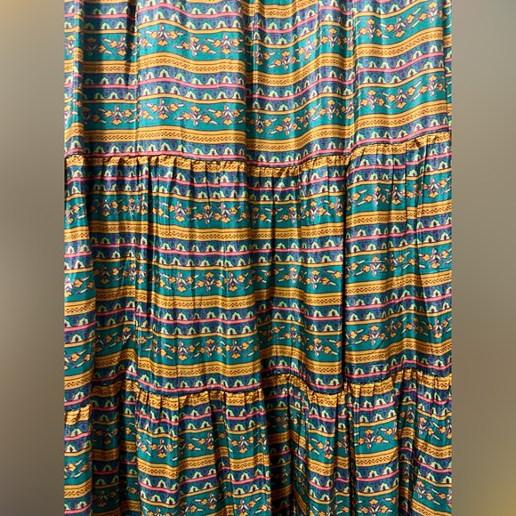 Sezane Dora Skirt - 100% Silk Size FR38/US6 - Rare - Picture 4 of 9